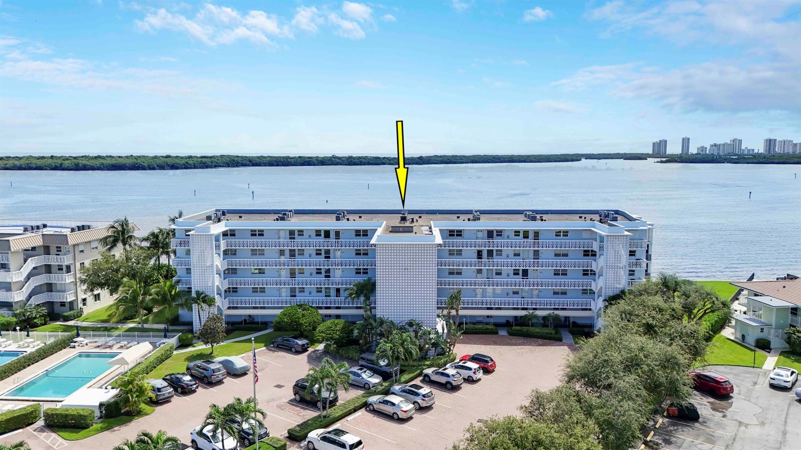 60 Yacht Club Drive # 103, North Palm Beach FL 33408