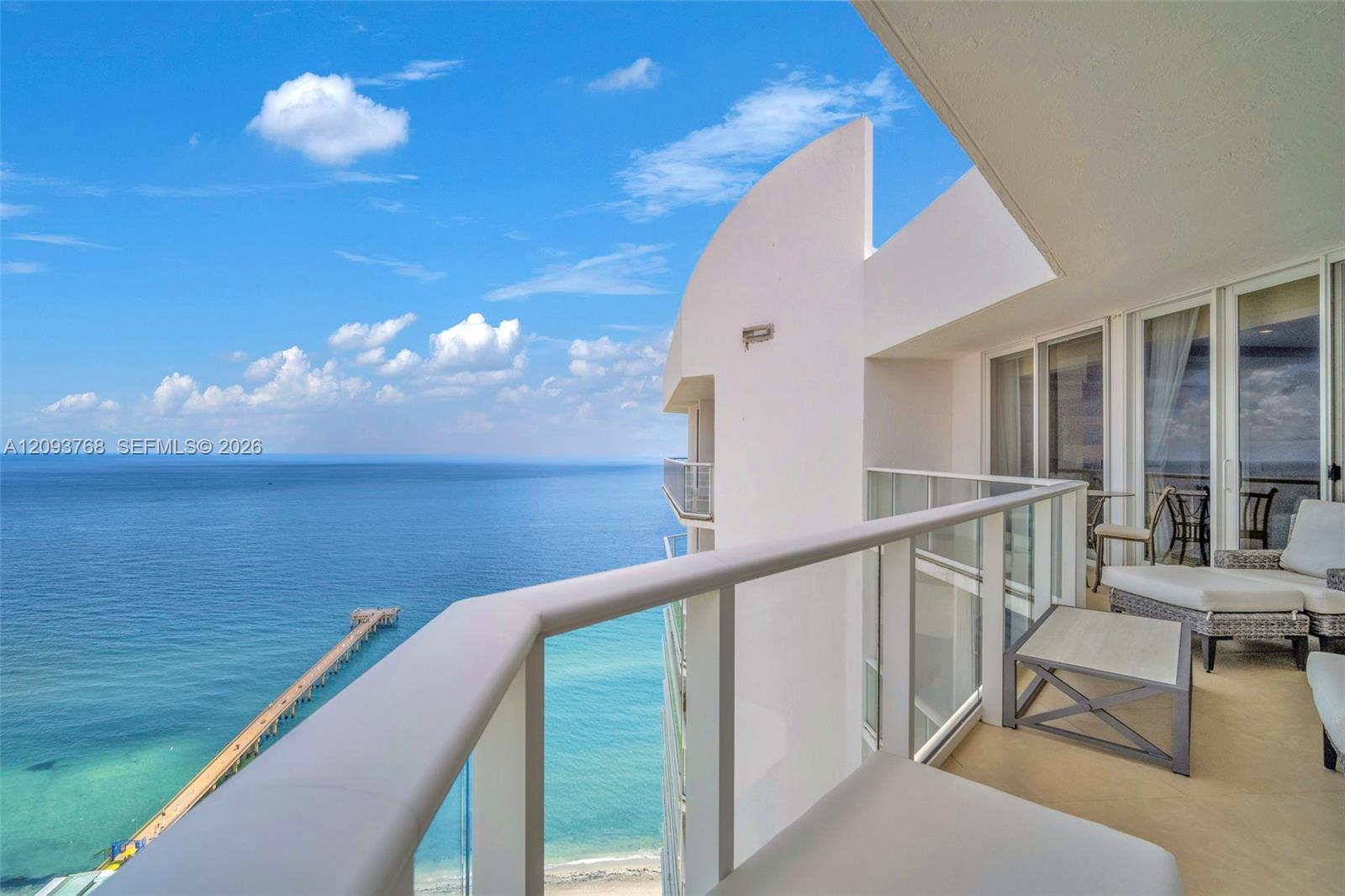 16485 Collins Ave, Sunny Isles Beach FL 33160 photo 4