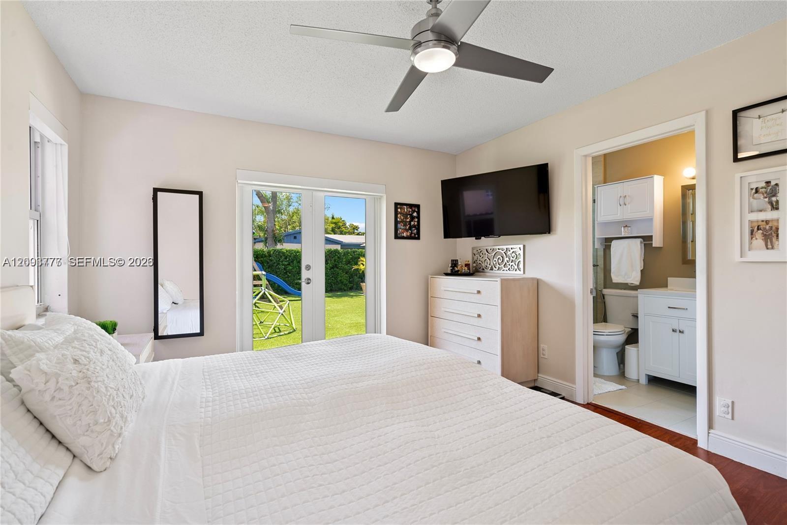 19900 SW 83rd Ave, Cutler Bay FL 33189 photo 4