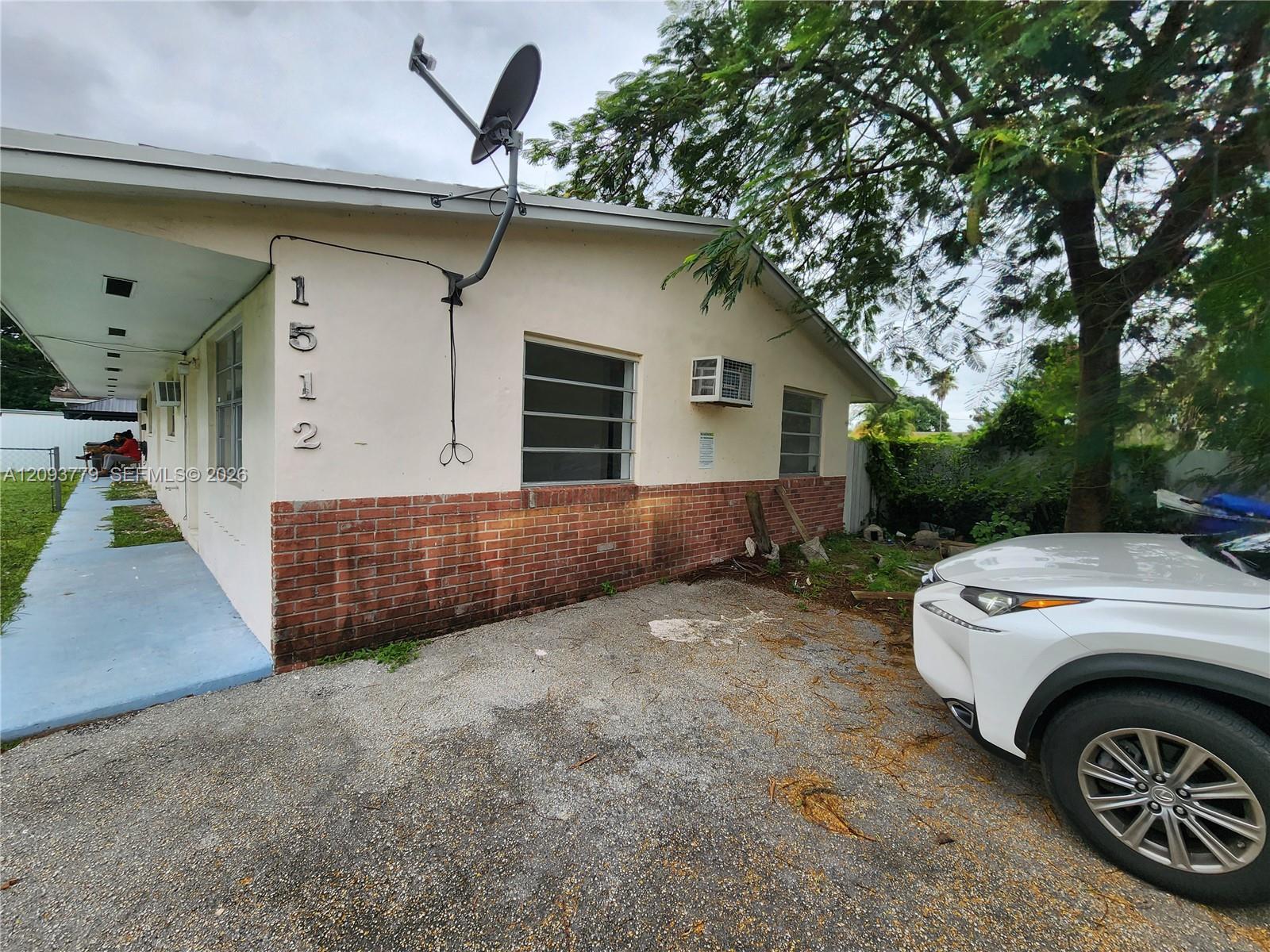 1512 N 19th Ave # 2, Hollywood FL 33020