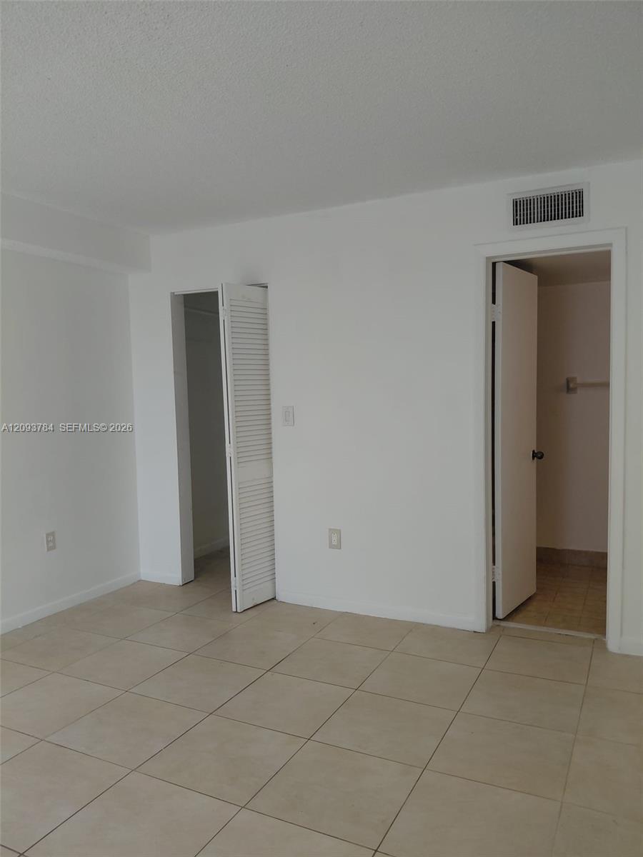 11790 SW 18th St # 3, Miami FL 33175 photo 2