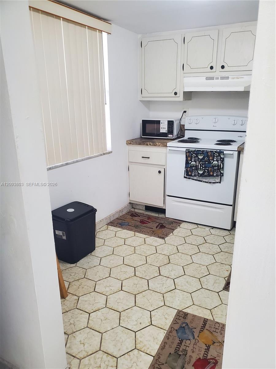 4851 NW 26th Ct # 237, Lauderdale Lakes FL 33313