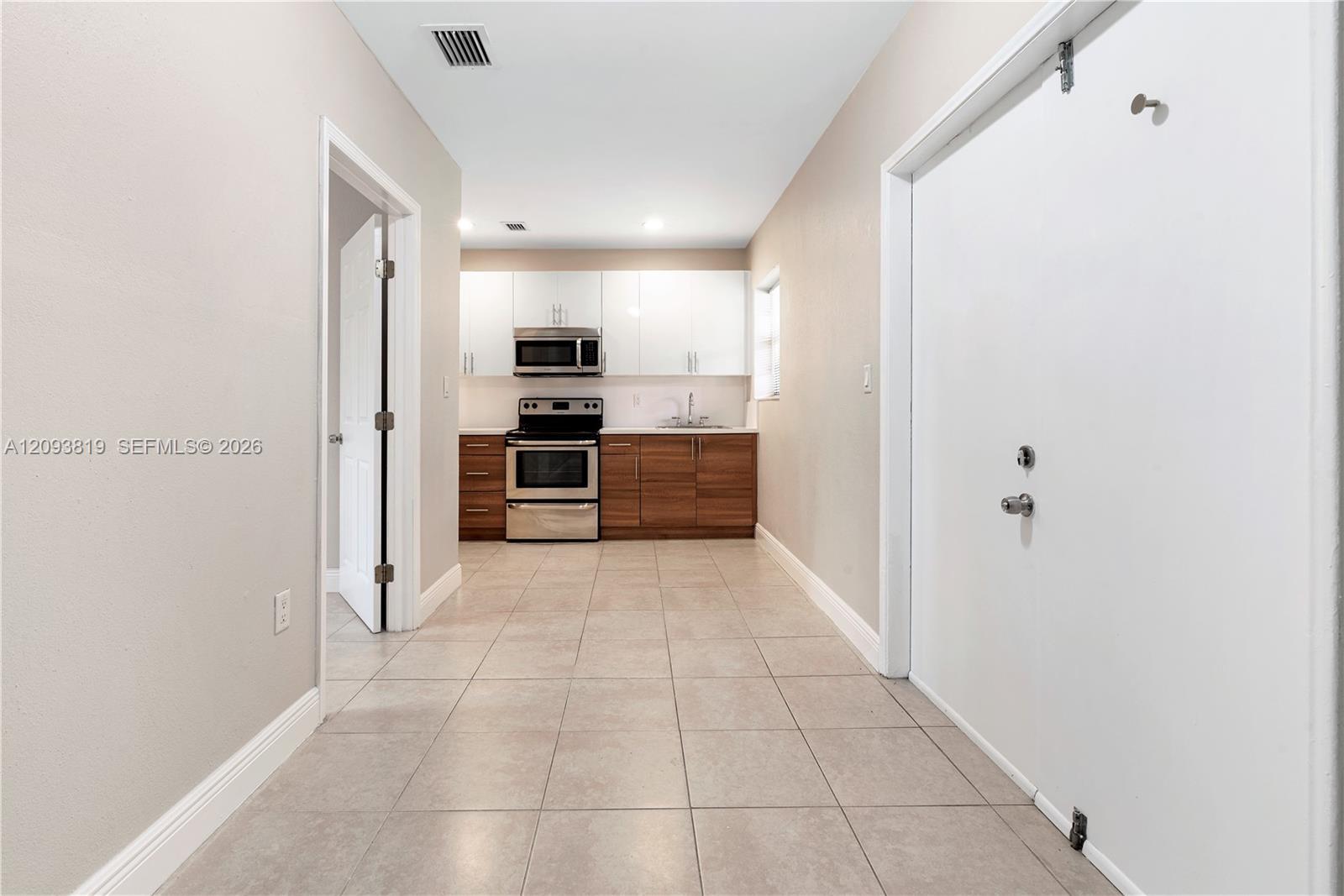214 Salamanca Ave # 3, Coral Gables FL 33134 photo 3