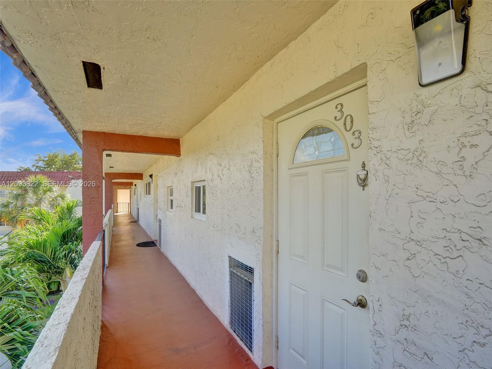 8962 S Hollybrook Blvd # 303, Pembroke Pines FL 33025 photo 4