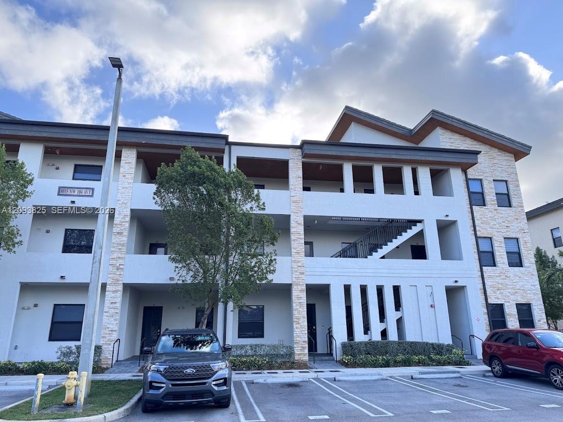 8015 NW 104th Ave # 38, Doral FL 33178 photo 2