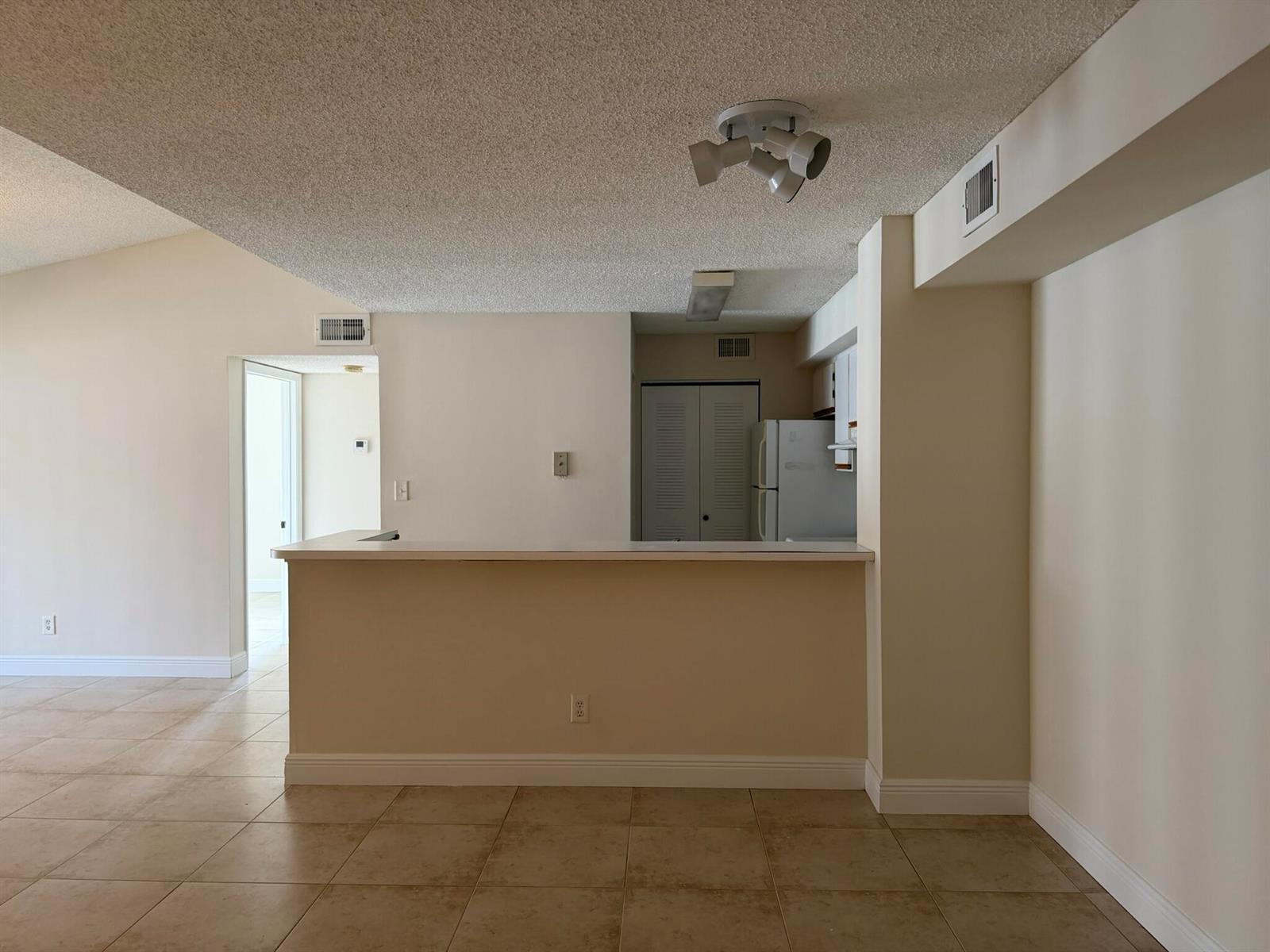 520 S Park Road # 12, Hollywood FL 33021 photo 3