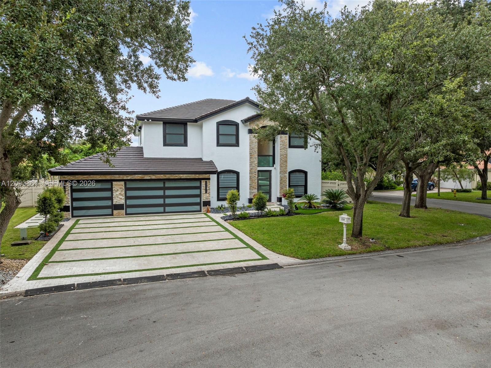 1254 NW 102nd Way, Coral Springs FL 33071 photo 2