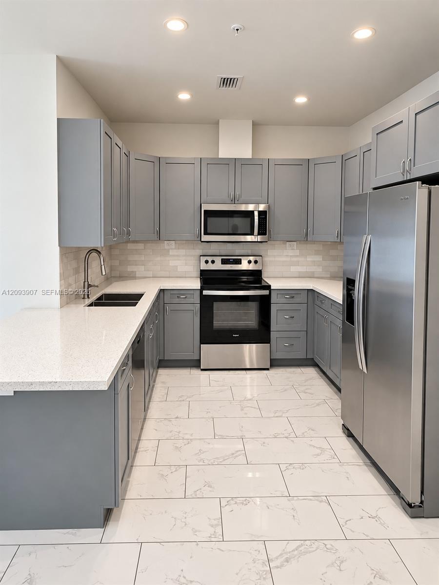 29 Palmetto Drive # 5, Miami Springs FL 33166 photo 5
