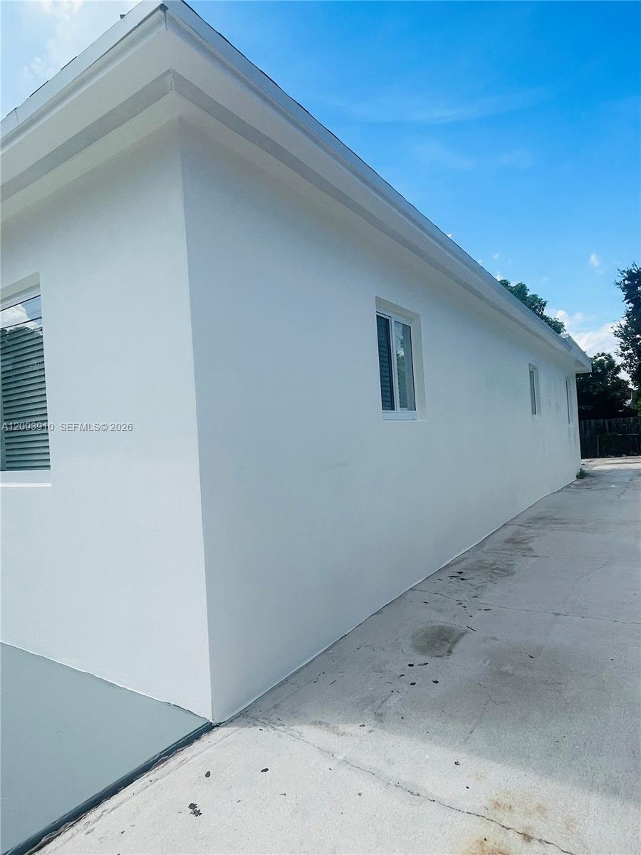 1145 NW 25th St, Miami FL 33127 photo 2