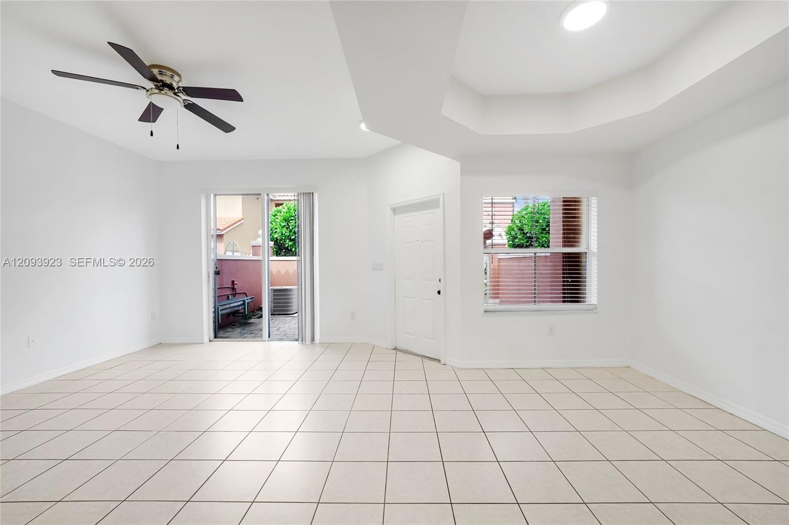 642 SW 106th Ave # 1514, Pembroke Pines FL 33025 photo 3