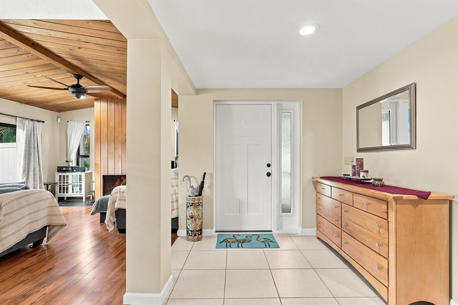 99 Cuyahoga Road, Lake Worth FL 33467 photo 4