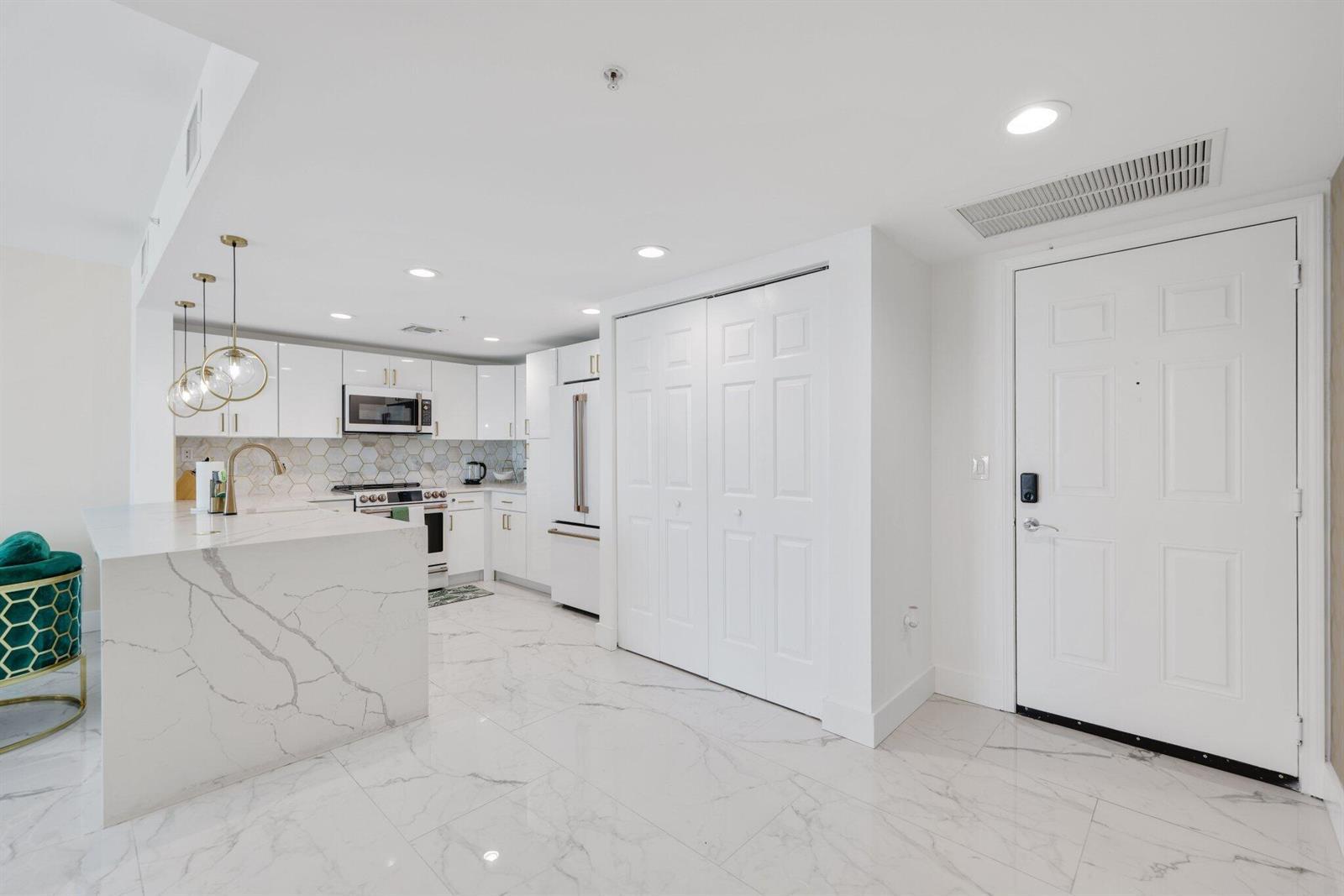 610 Clematis Street # 616, West Palm Beach FL 33401 photo 2