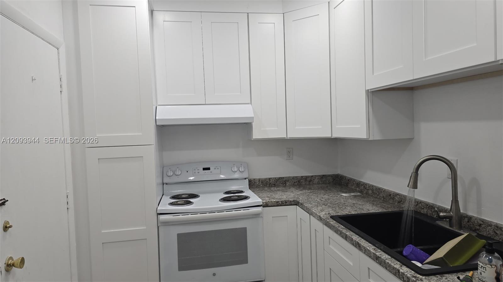 9159 SW 77th Ave # 211, Miami FL 33156 photo 2