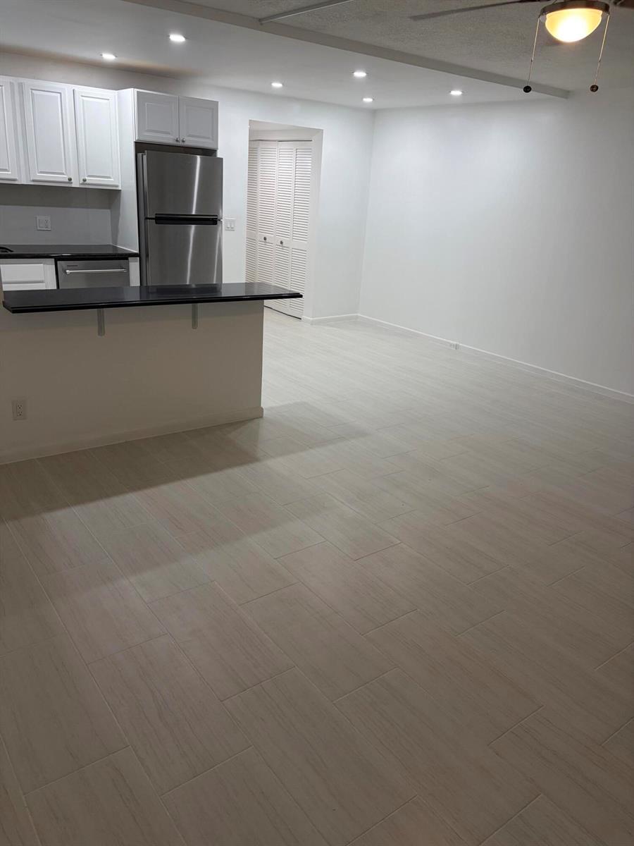 253 NEWPORT P # 253, Deerfield Beach FL 33442 photo 4