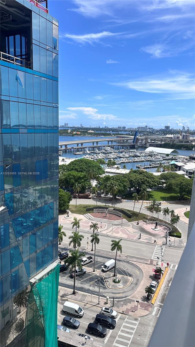 244 Biscayne Blvd # 1608, Miami FL 33132 photo 3