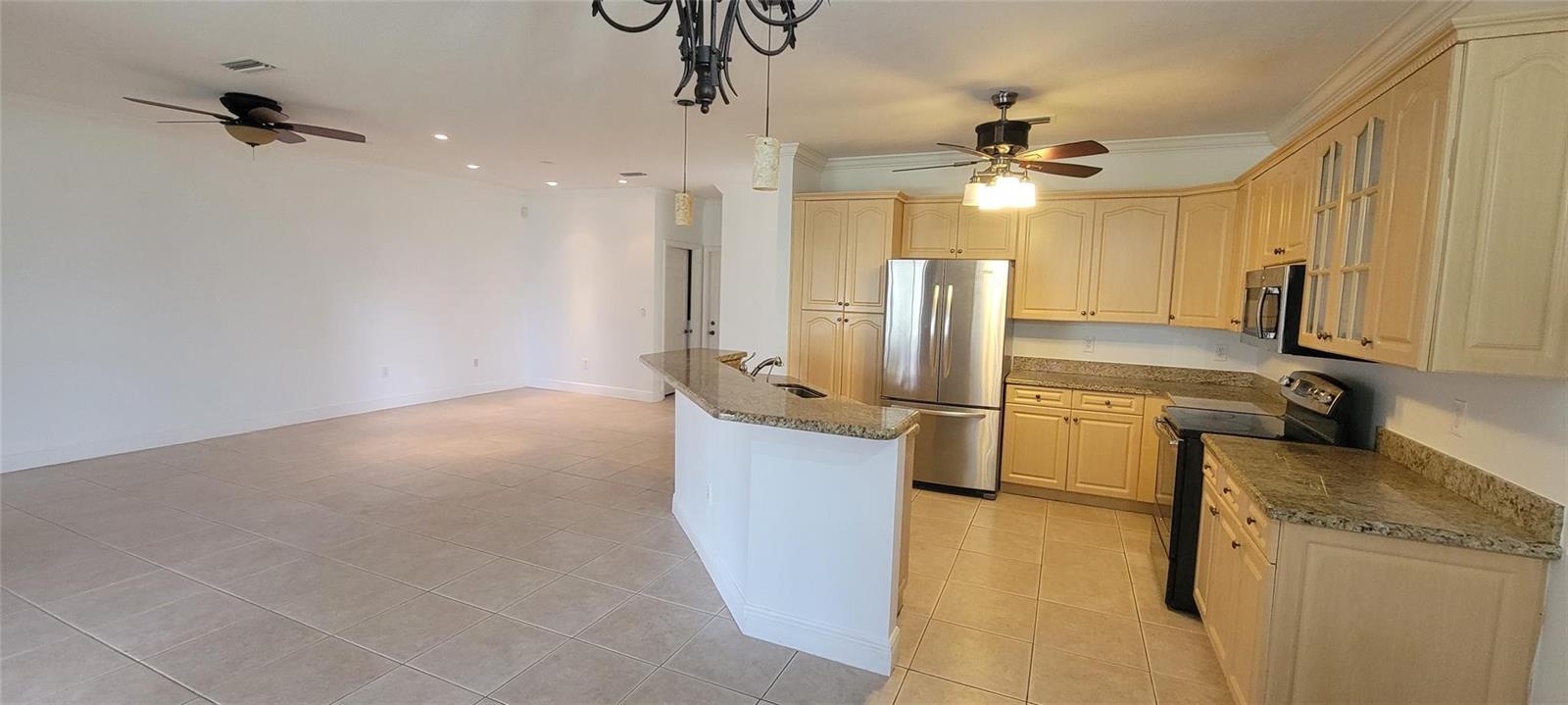 728 NW 156TH Avenue, Pembroke Pines FL 33028 photo 5