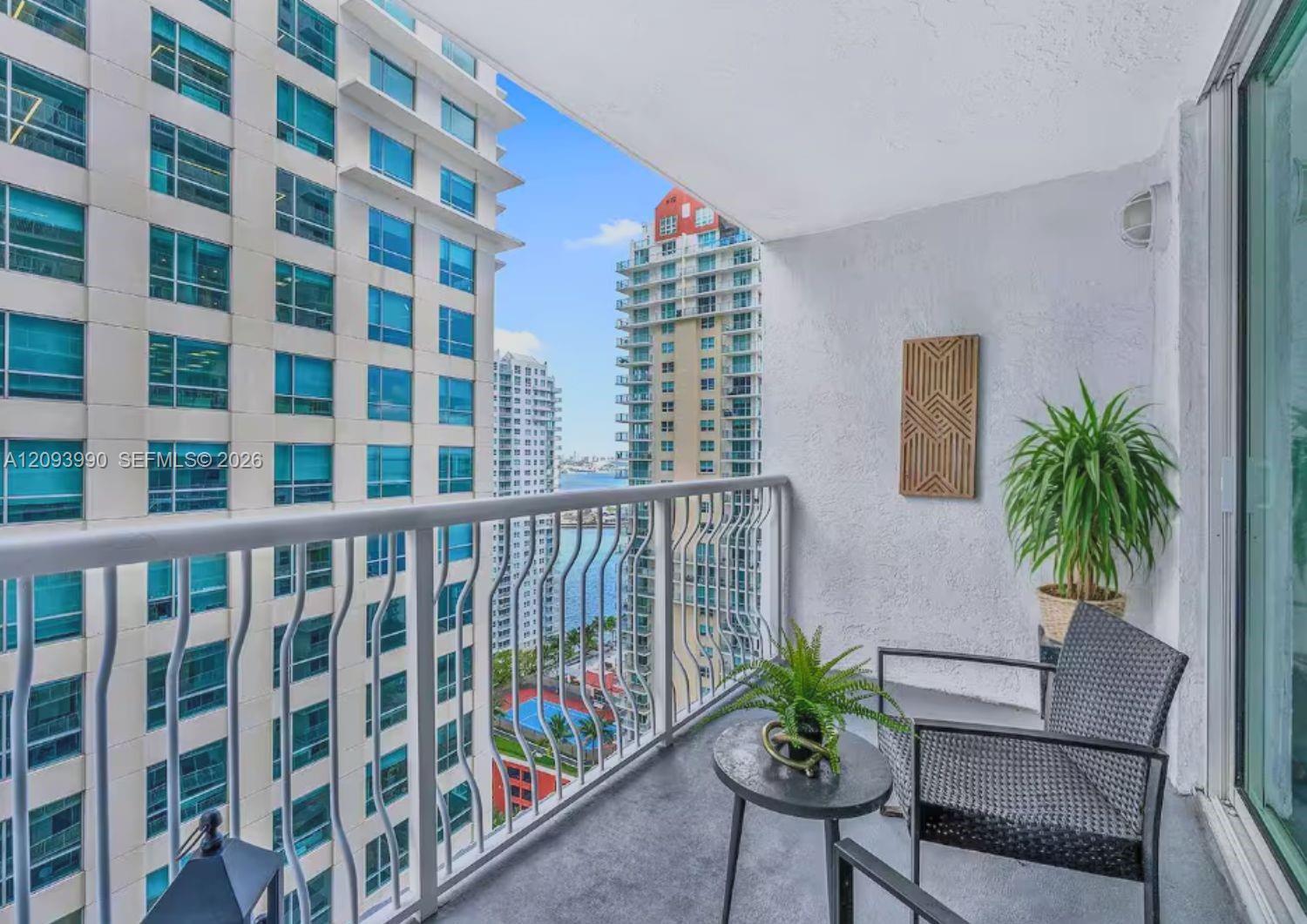 1200 Brickell Bay Dr # 2610, Miami FL 33131 photo 4