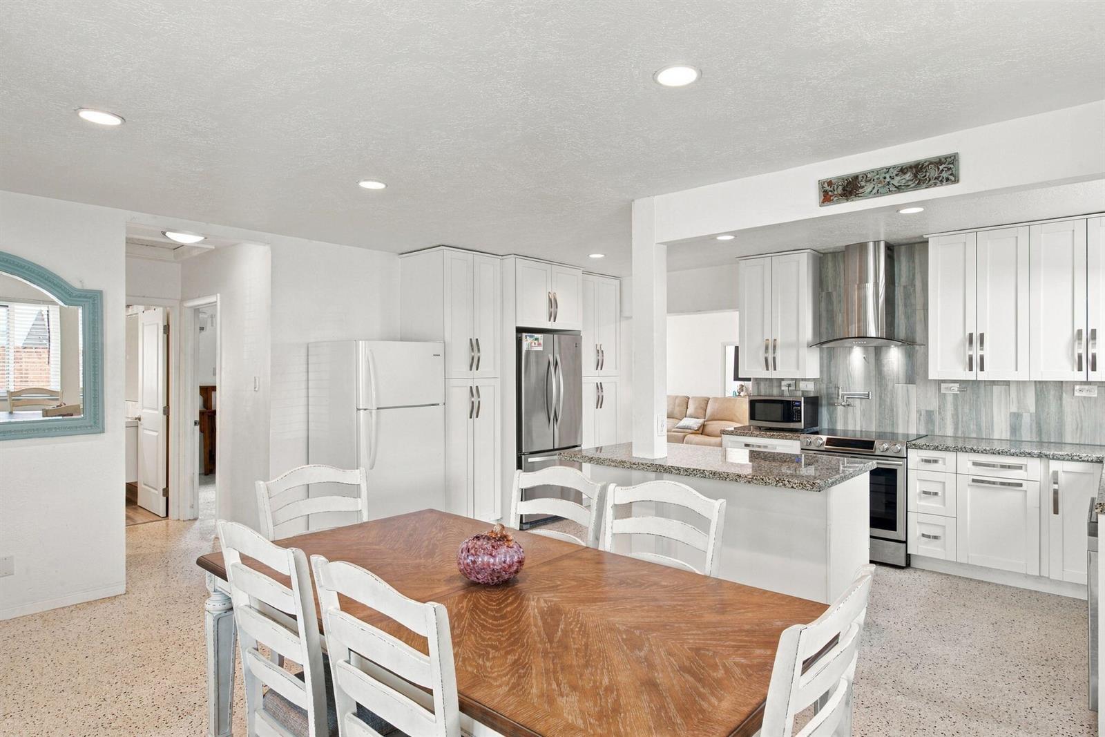245 SW 5TH Street, Dania Beach FL 33004 photo 4
