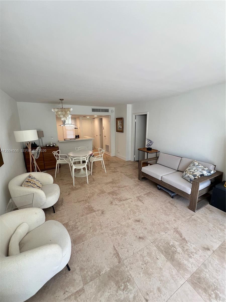 20500 W Country Club Dr # 117, Aventura FL 33180 photo 3