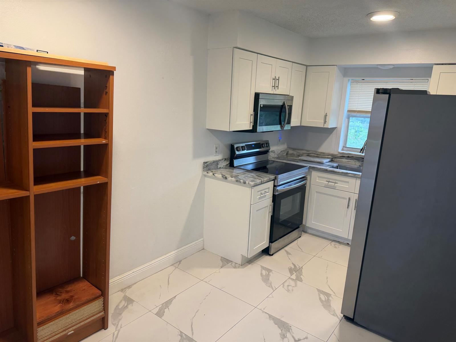 1471 NW 20TH # 3, Fort Lauderdale FL 33311 photo 4