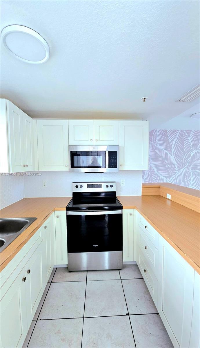 328 NW 12th Ave # 11, Miami FL 33128 photo 2