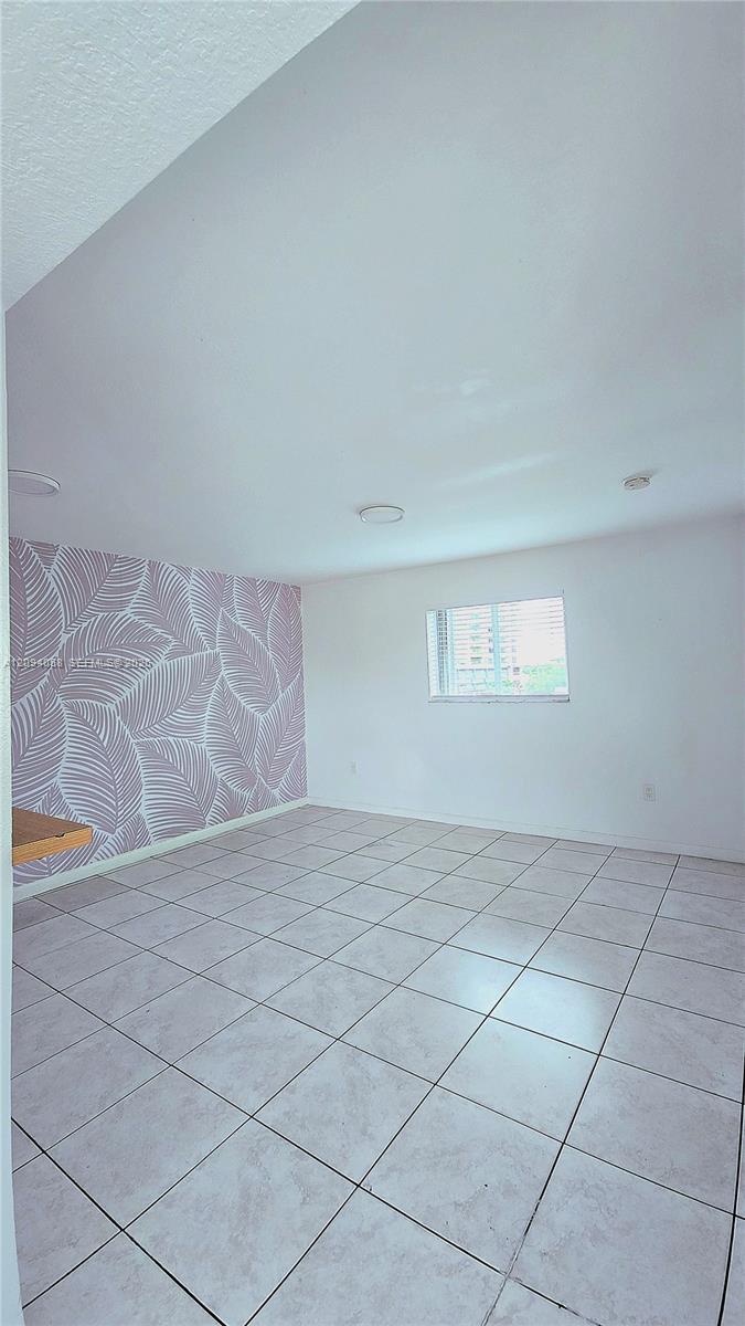 328 NW 12th Ave # 11, Miami FL 33128 photo 5
