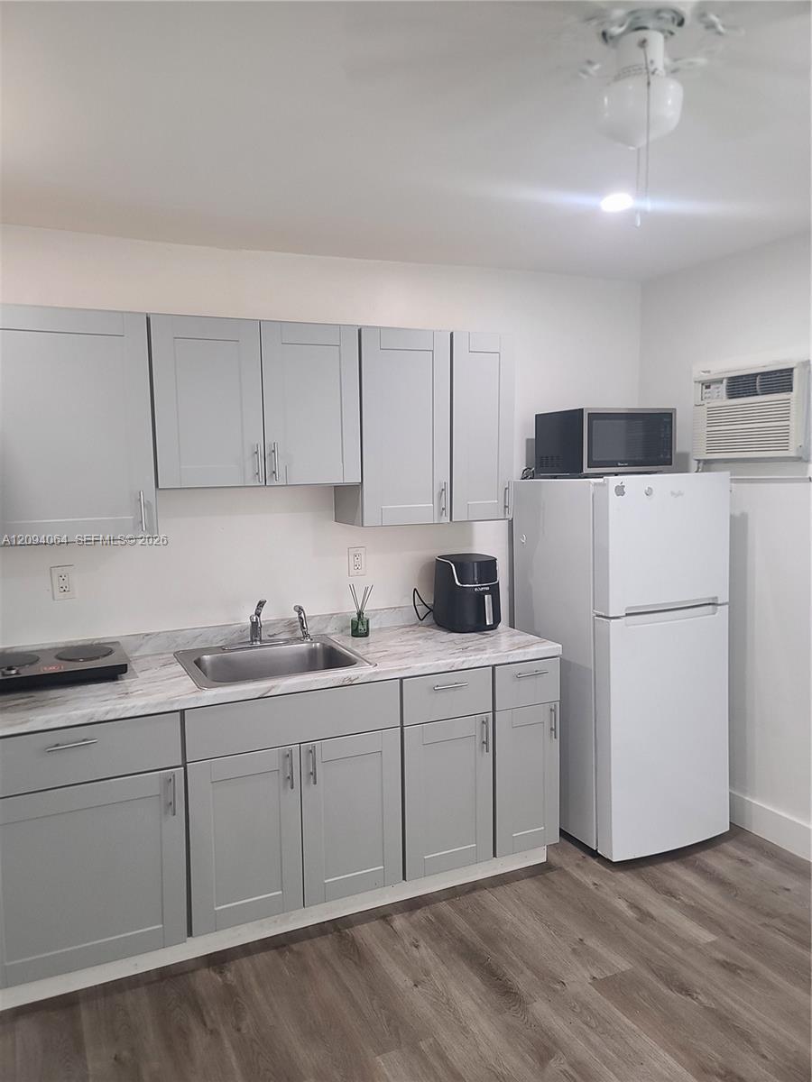 2862 SW 38th Ct Rear, Miami FL 33134 photo 4