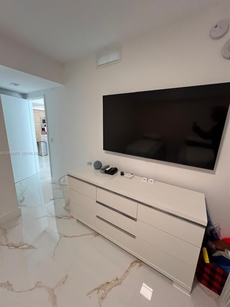 300 Sunny Isles Blvd # 1504, Sunny Isles Beach FL 33160 photo 4