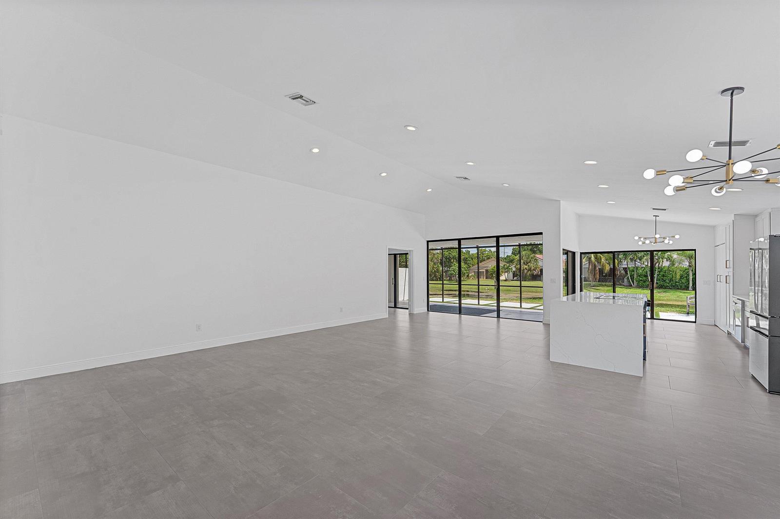 11152 HIGHLAND Circle, Boca Raton FL 33428 photo 4