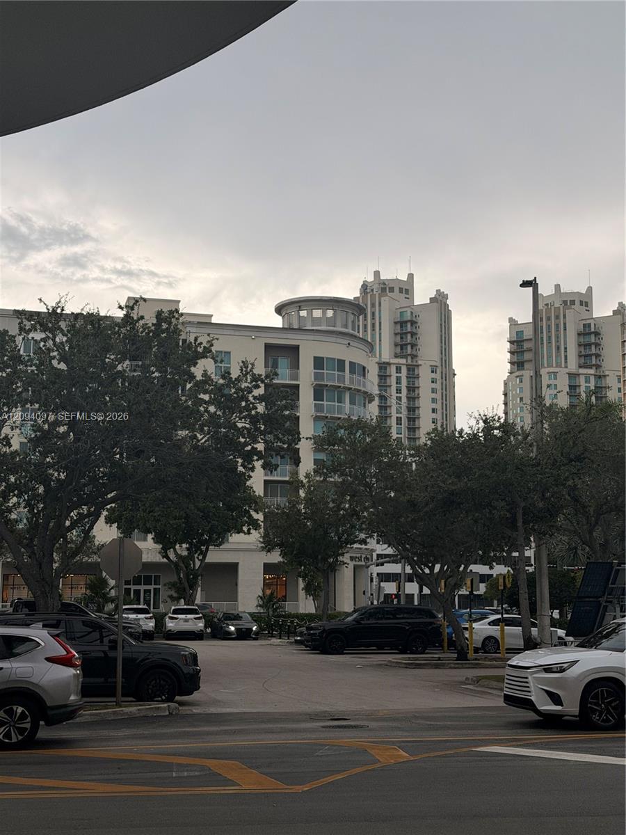 7270 SW 88th St # B502, Miami FL 33156