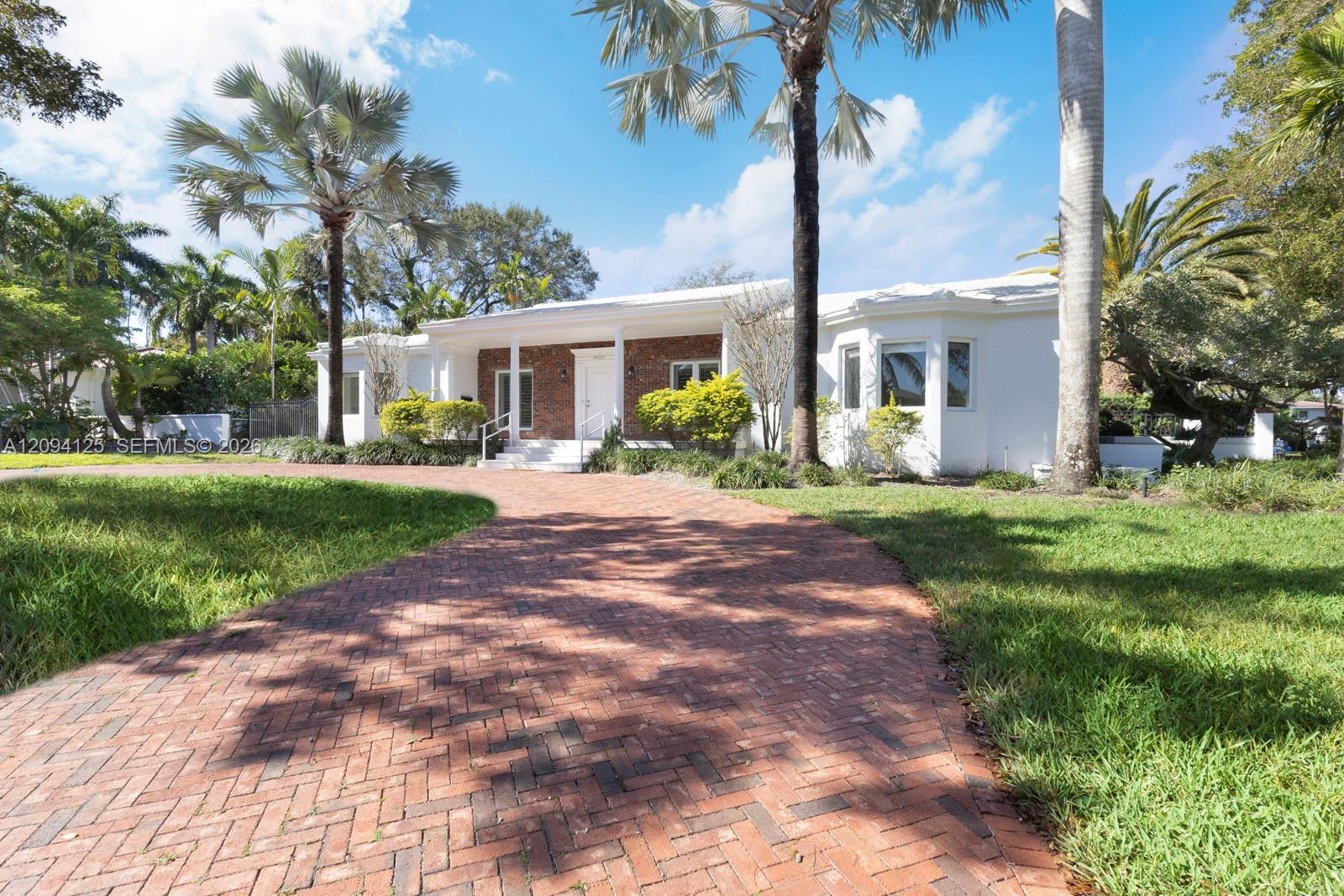 4404 Alhambra Cir, Coral Gables FL 33146 photo 4