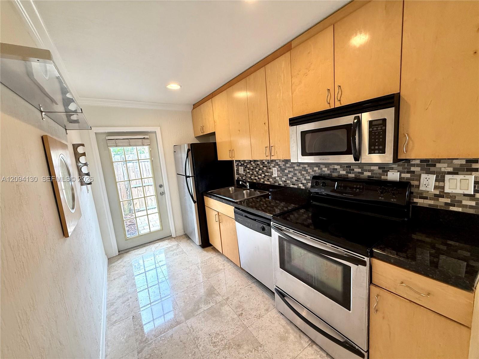 720 NE 13th Ct # 3, Fort Lauderdale FL 33304 photo 4