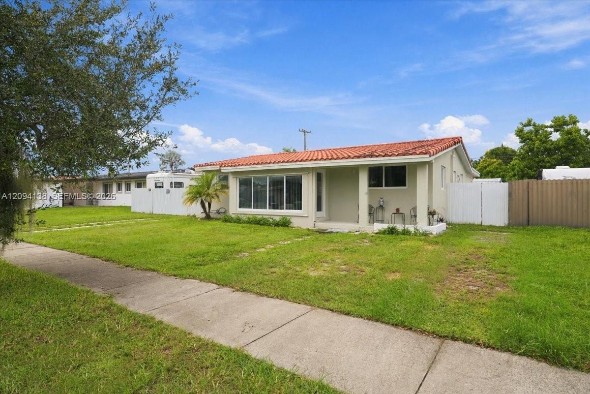 9625 Dominican Dr, Cutler Bay FL 33189 photo 3