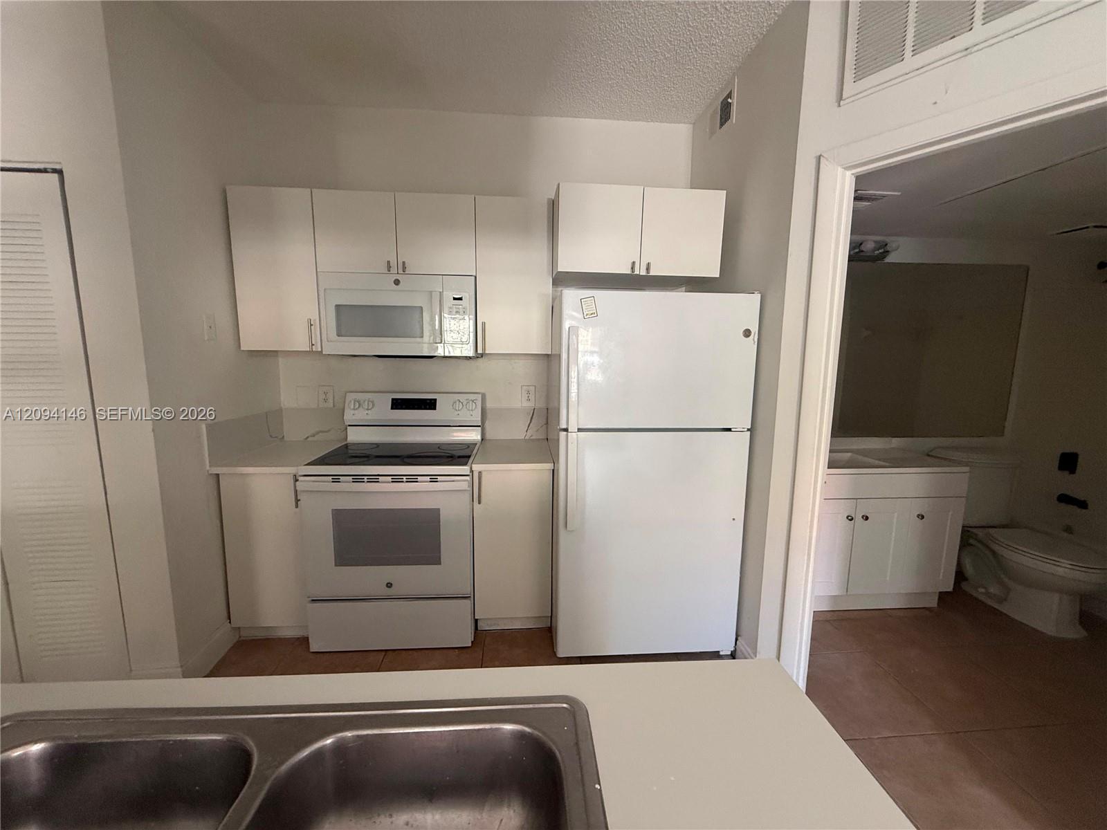 18310 NW 68th Ave # F, Hialeah FL 33015 photo 2