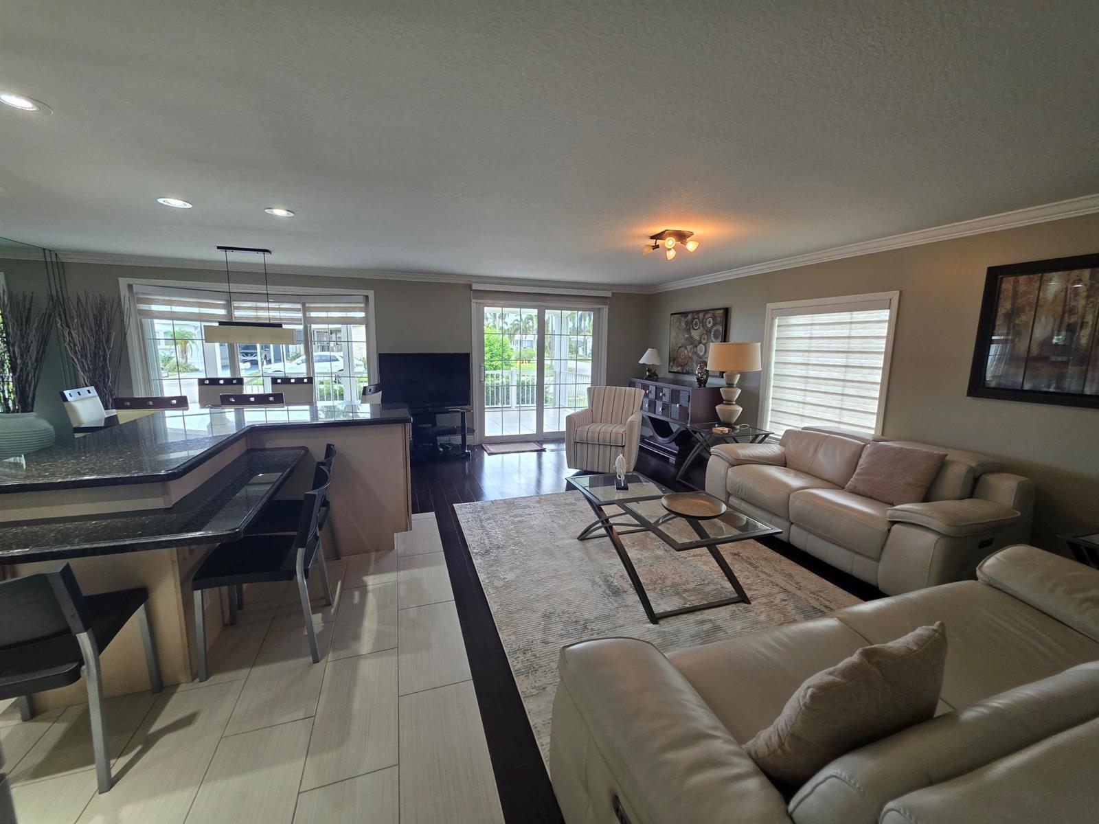 2471 SW 51ST Street, Dania Beach FL 33312 photo 4