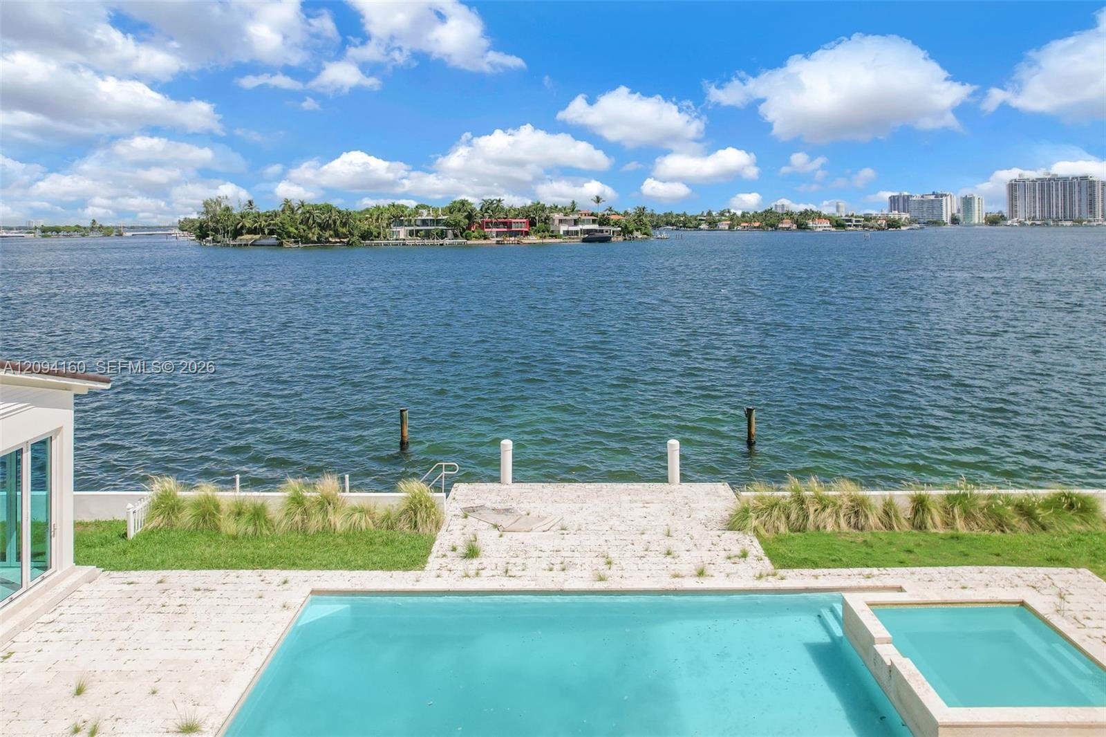 205 N Hibiscus Dr, Miami Beach FL 33139 photo 4