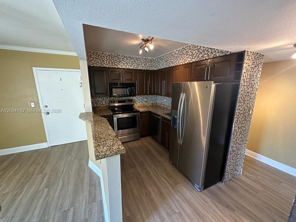 5102 NW 79th Ave # 306, Doral FL 33166 photo 2