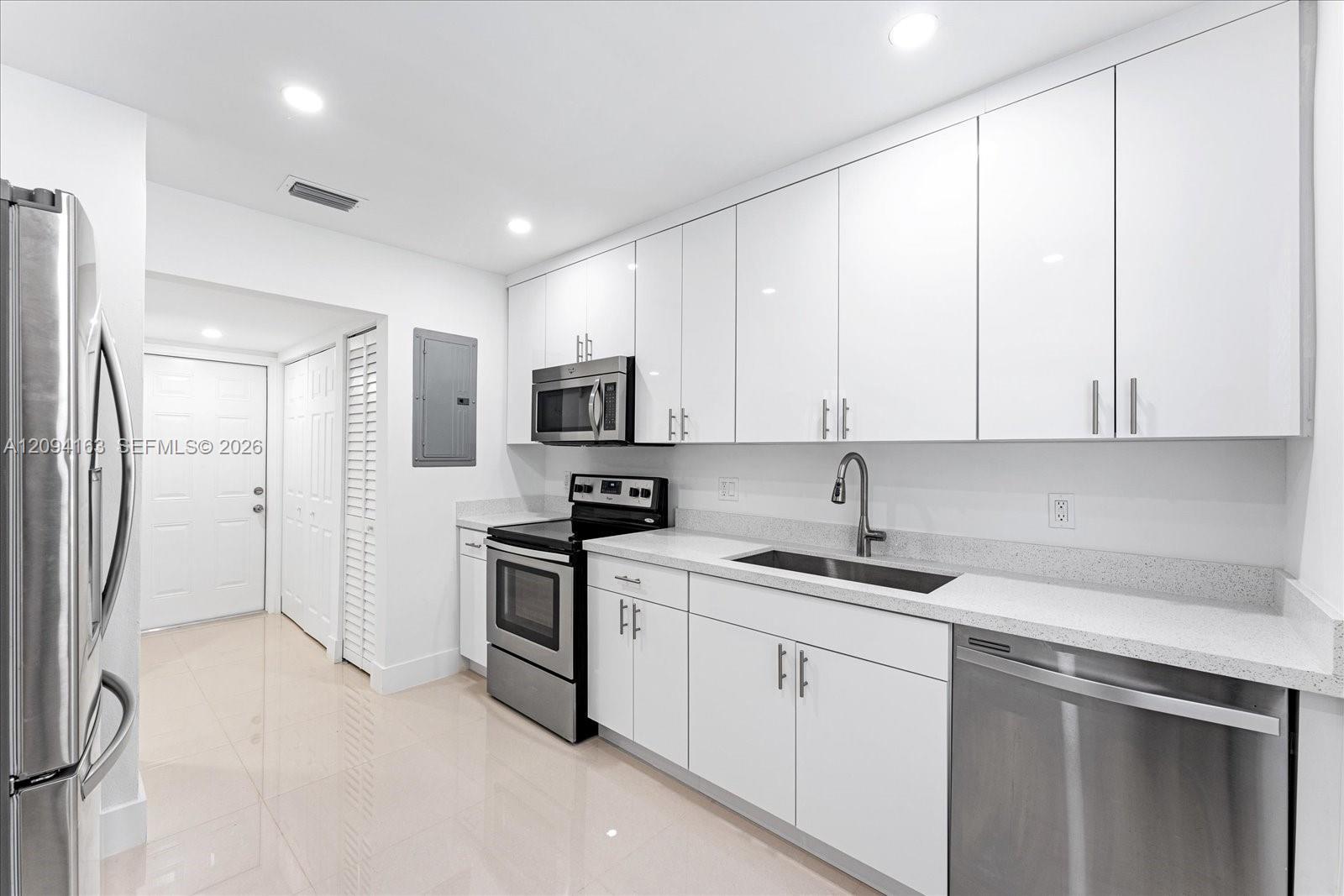 3619 S Le Jeune Rd # 2, Coral Gables FL 33134 photo 4