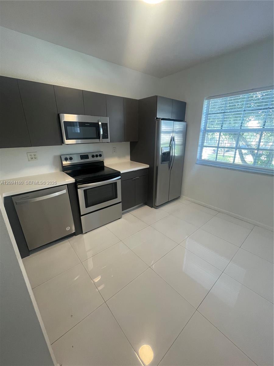 5600 NW 114th Pl # 202, Doral FL 33178 photo 3
