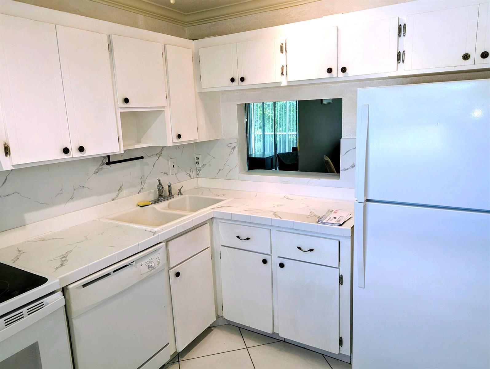 3774 INVERRARY Boulevard # 104P, Lauderhill FL 33319 photo 5