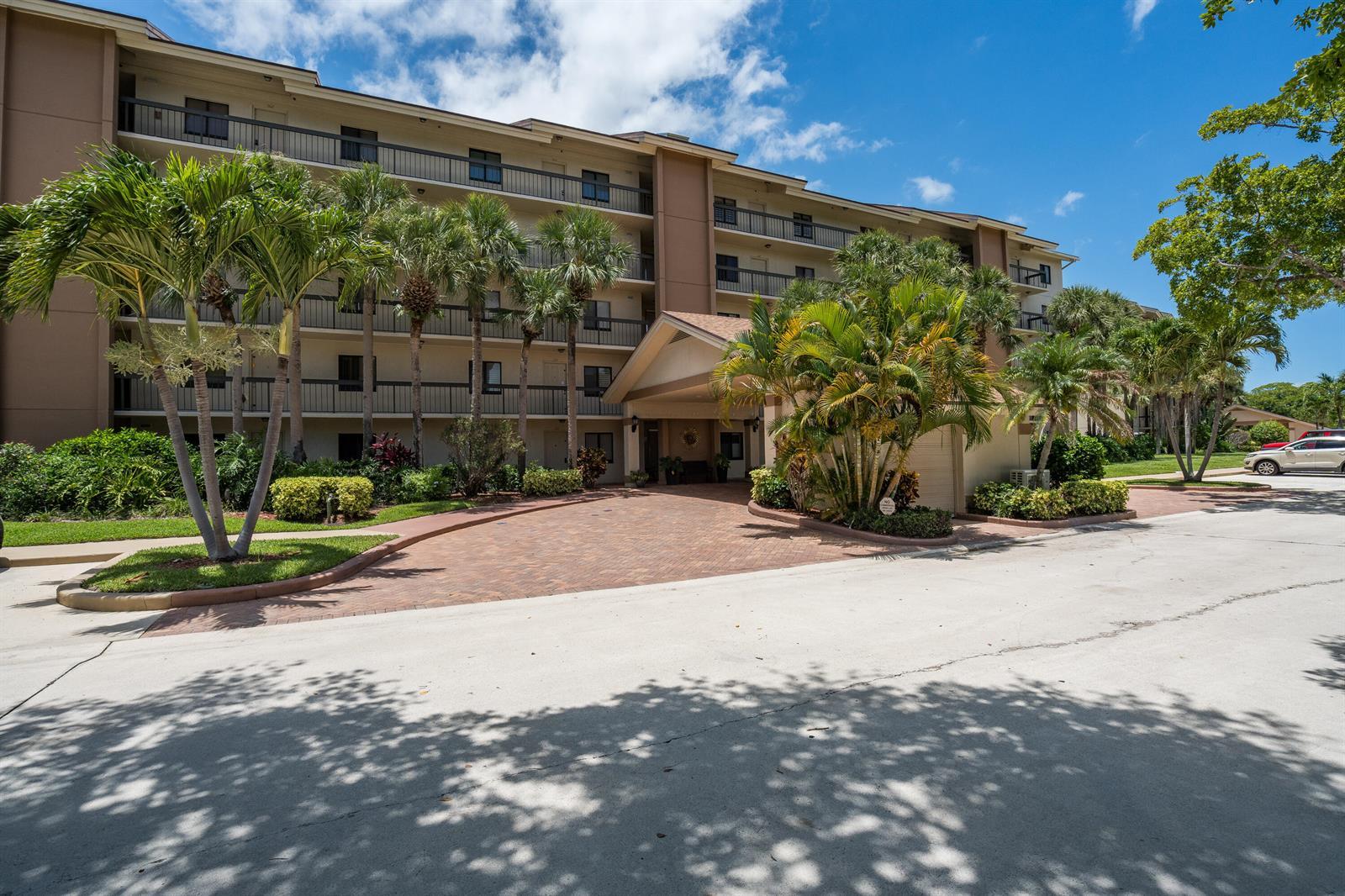 901 SEAFARER Circle # 306, Jupiter FL 33477 photo 2