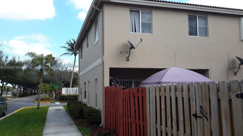 16620 NW 72nd Ct # 16620, Miami Lakes FL 33014 photo 4