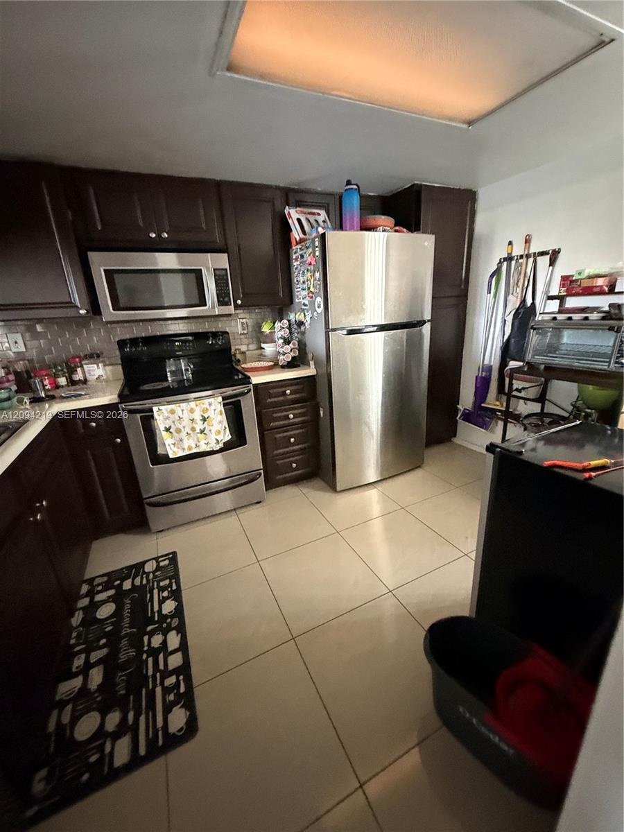 855 SW 113th Way # 855, Pembroke Pines FL 33025 photo 4