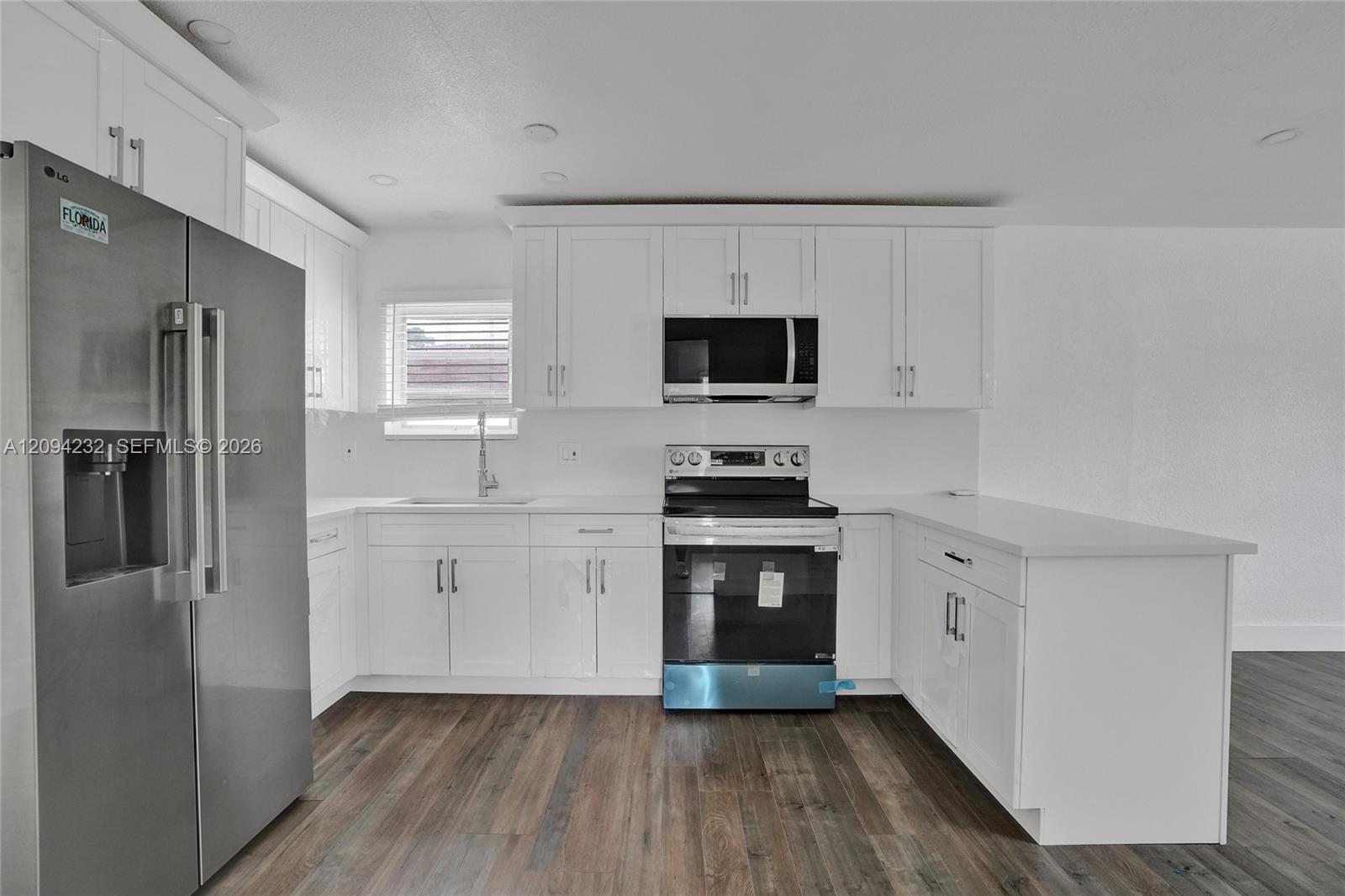 2910 NW 25th St, Fort Lauderdale FL 33311 photo 5