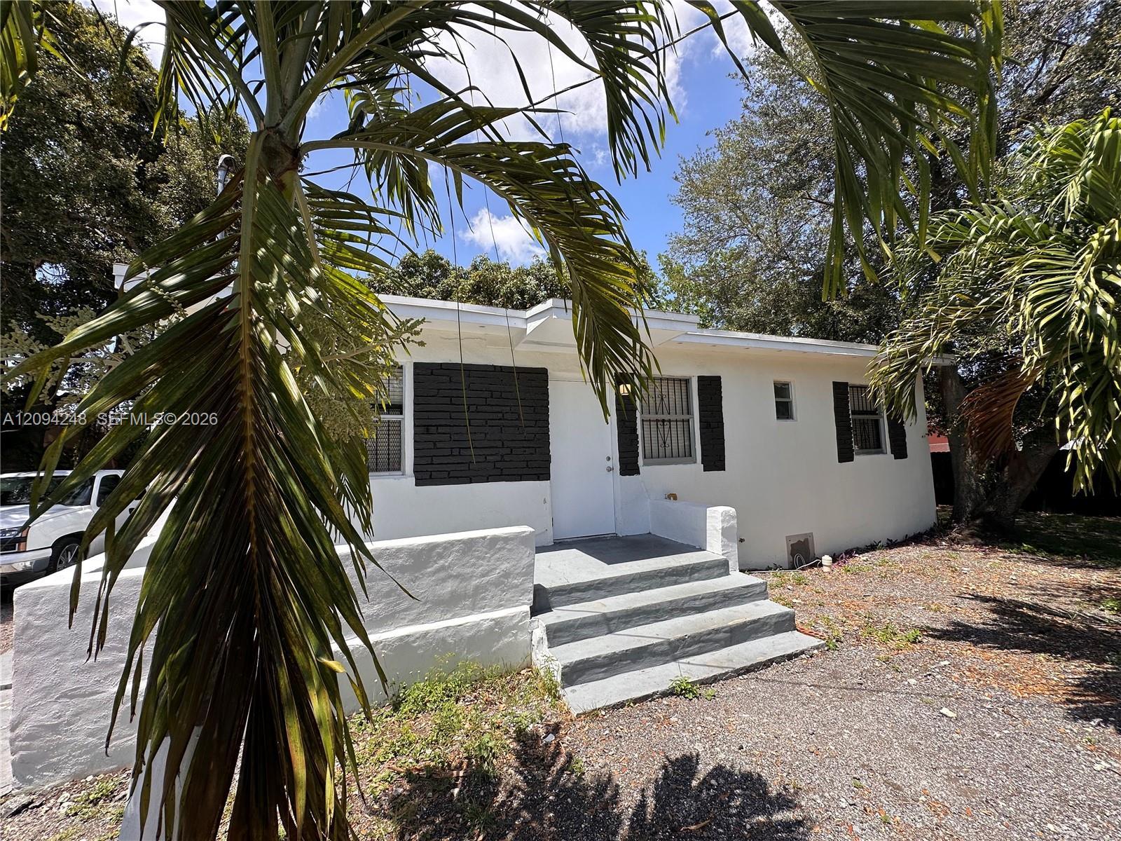 2335 NW 43rd St # A, Miami FL 33142