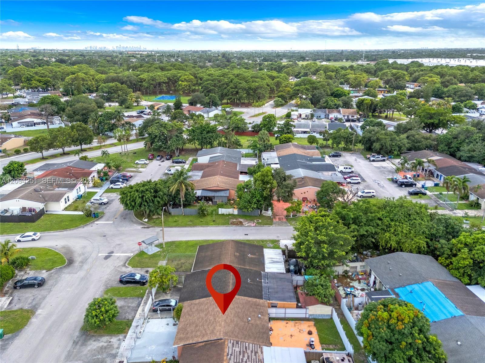 21466 NW 40th Cir Ct, Miami Gardens FL 33055 photo 3