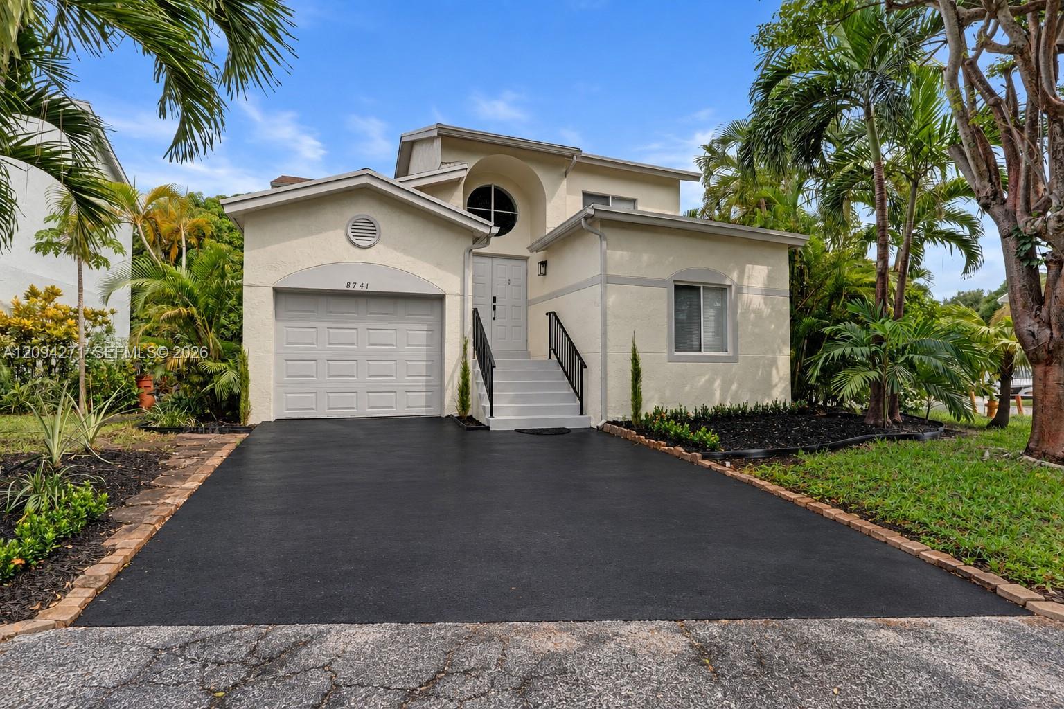 8741 SW 10th St, Pembroke Pines FL 33025 photo 2
