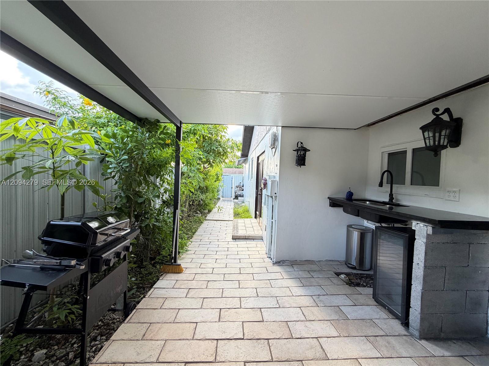 16211 SW 109th Ave, Miami FL 33157 photo 3