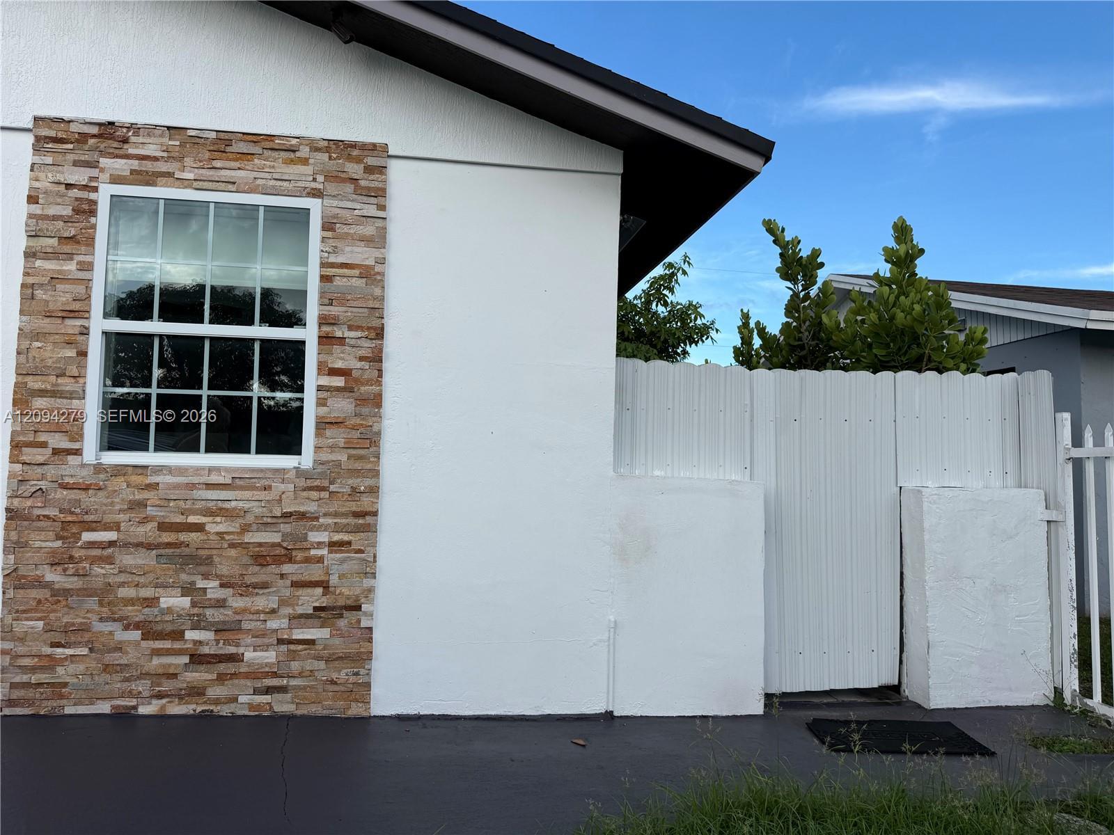 16211 SW 109th Ave, Miami FL 33157