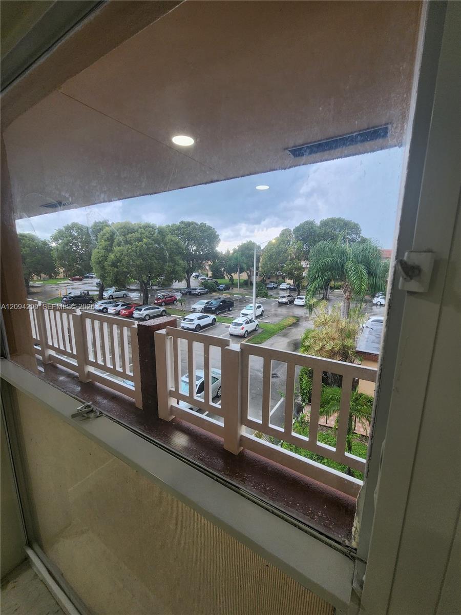 2781 N Pine Island Rd # 302, Sunrise FL 33322 photo 2